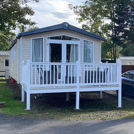 Prestige Static Caravan On 5 Star Holiday Park Cheswick  외부 사진