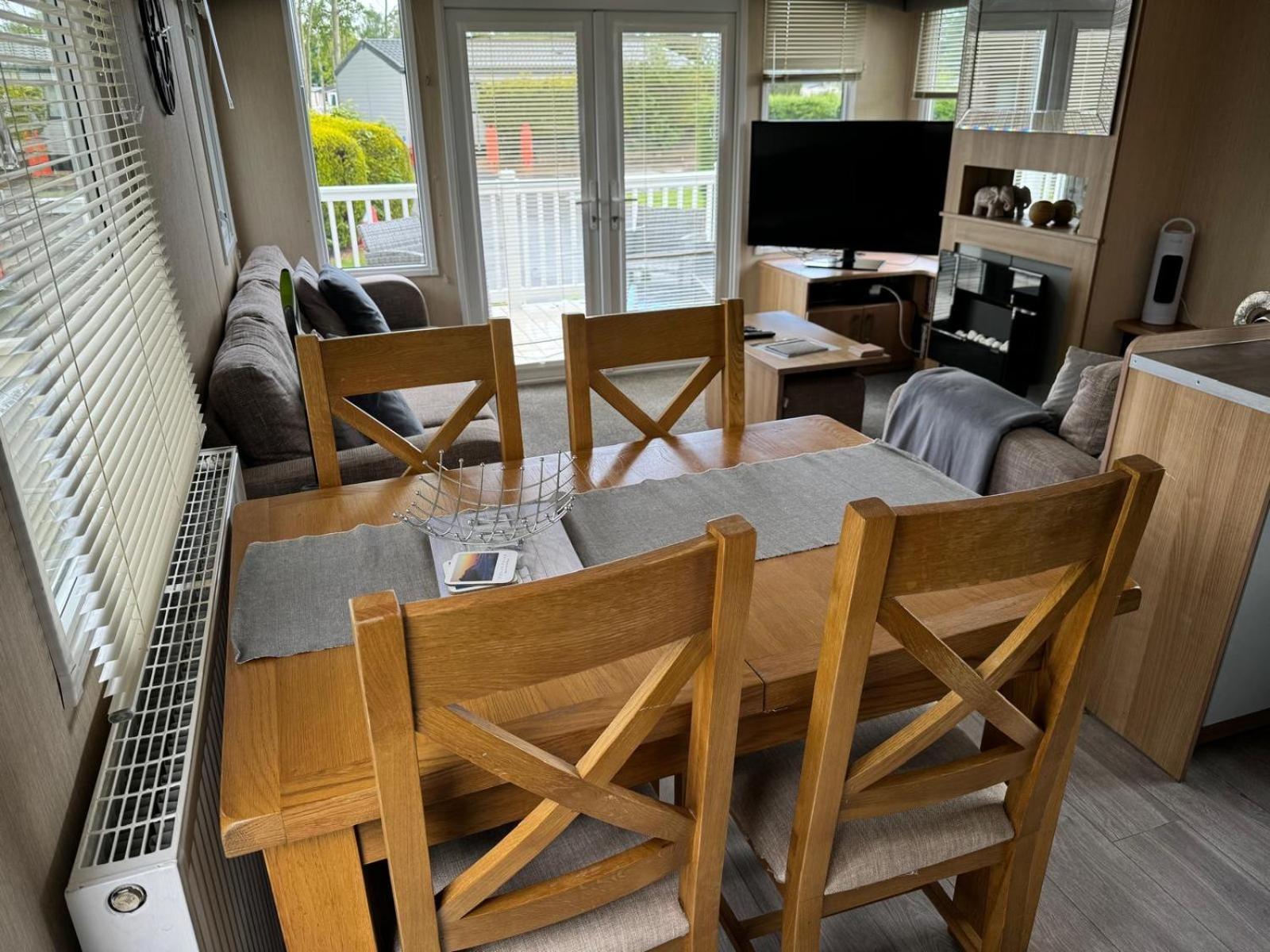 Prestige Static Caravan On 5 Star Holiday Park Cheswick  외부 사진