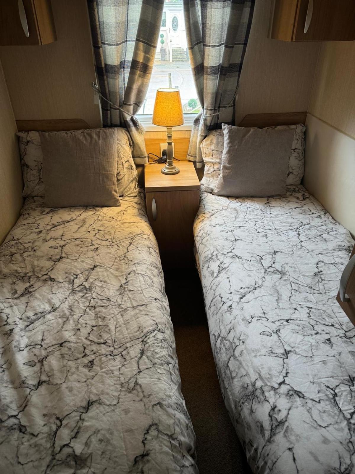 Prestige Static Caravan On 5 Star Holiday Park Cheswick  외부 사진